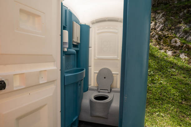 Best Porta potty delivery and setup  in El Dorado Springs, MO